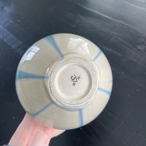 Custom Pottery Vase Blue White - Picture 3 of 4